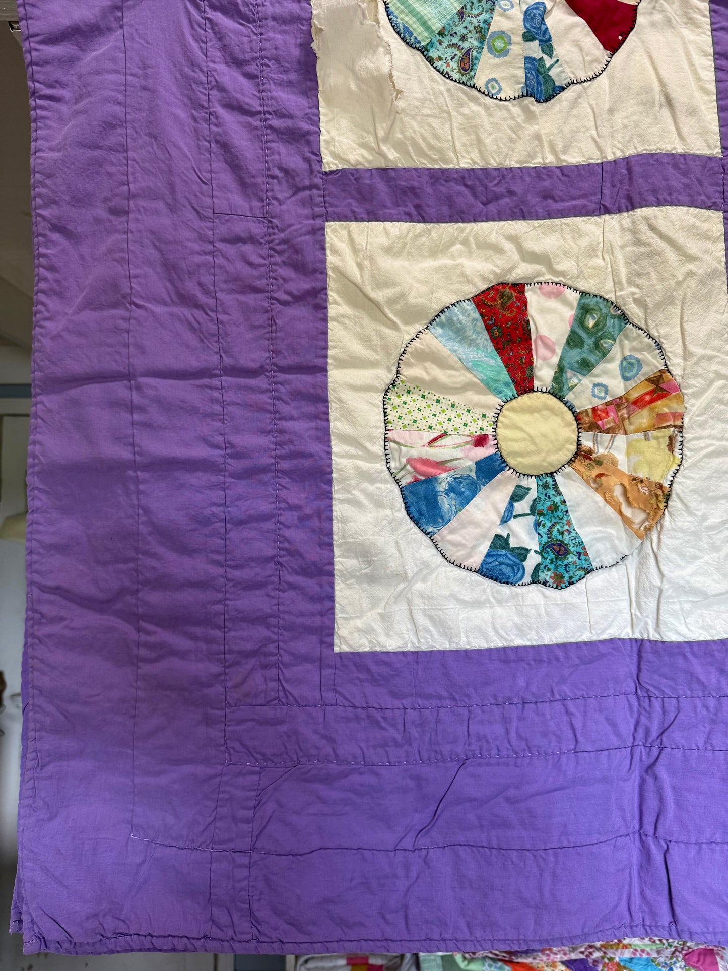 Purple Dresden Plate Quilt